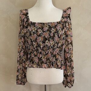 NWT Skies Are Blue Floral Long Sleeve Women's Top